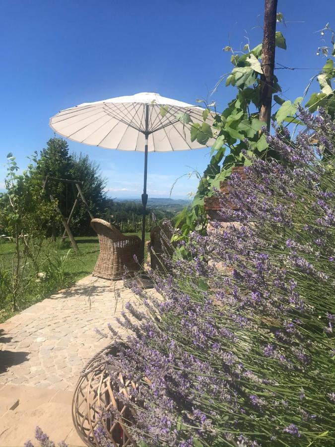 Number 10 Locanda B&B Belvedere Langhe Exterior photo